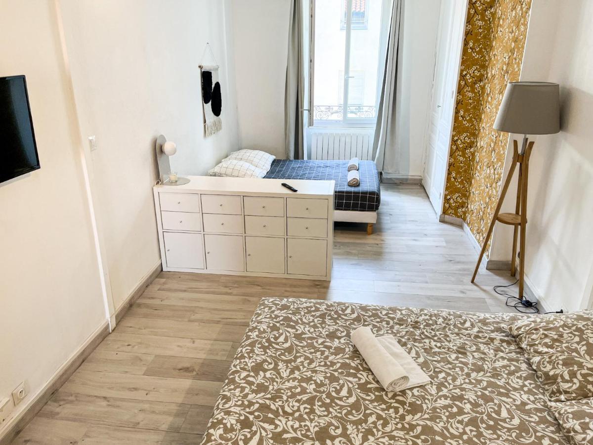 Suite Magelan Villeurbanne Exterior foto